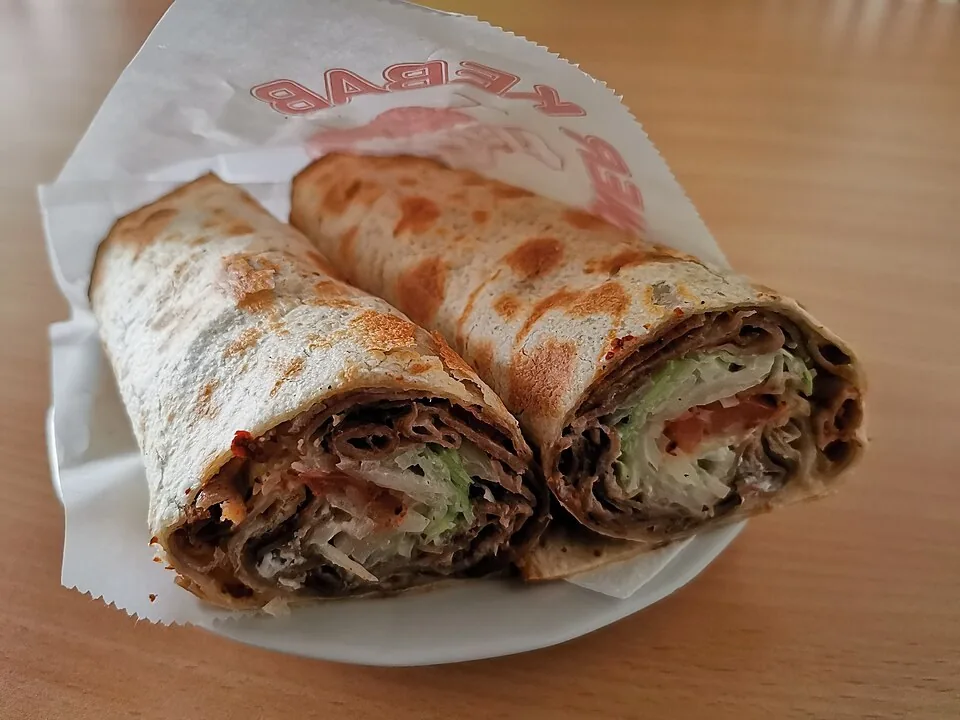 Kaşarlı Köfte Dürüm
